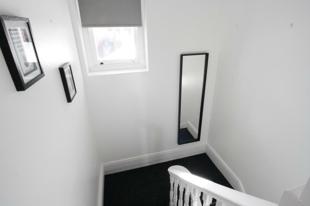 Willow Serviced Apartments - 22 Cardiff Kültér fotó